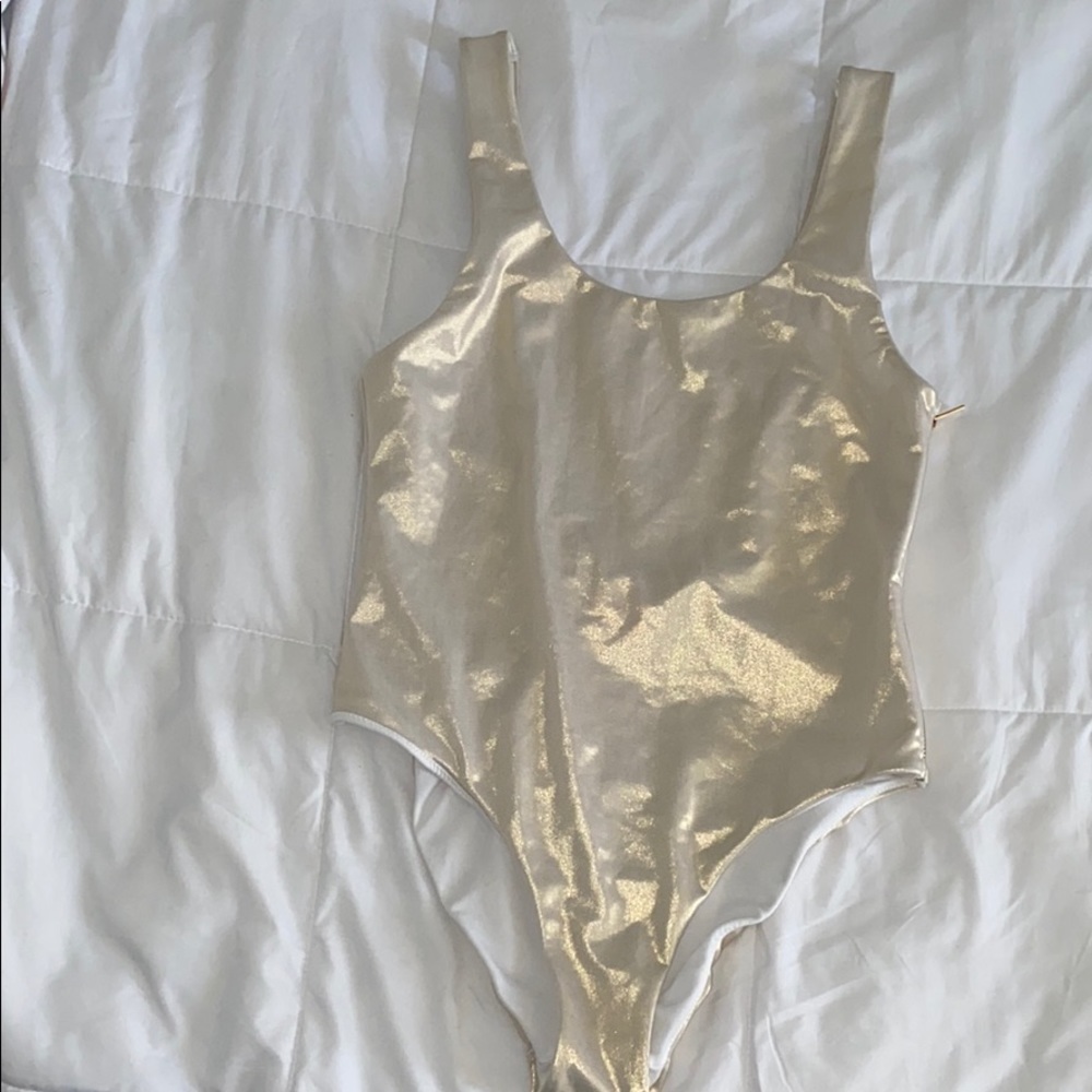 Bathing suit